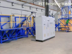 Live-Betrieb unserer PET-Recycling-Waschanlage beim Kunden vor Ort