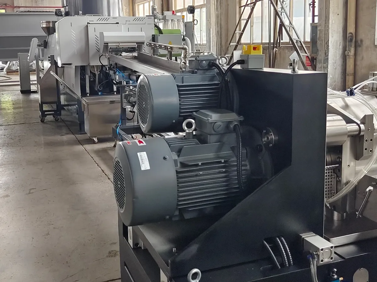 Close-up of the main extruder, gearbox, and motor